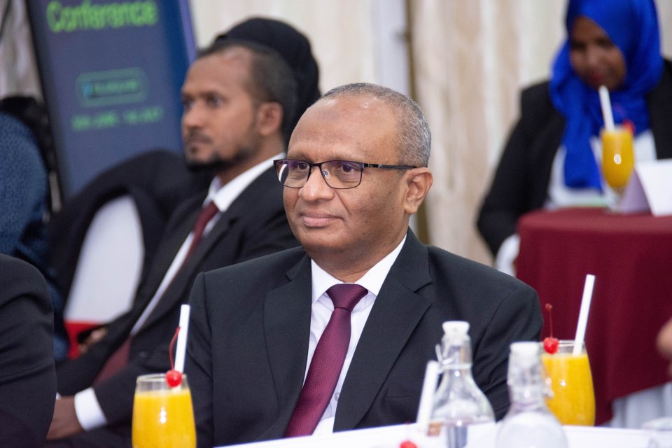 Inthikhaabu thah ehkolumuge hageegi magusadhu rayyithunnah saafu koh dheyn jehey: Suood