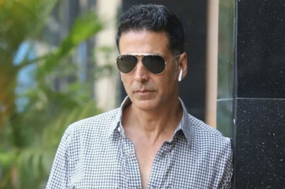 Bollywood Party thakun Akshay nufennanee mihenve!