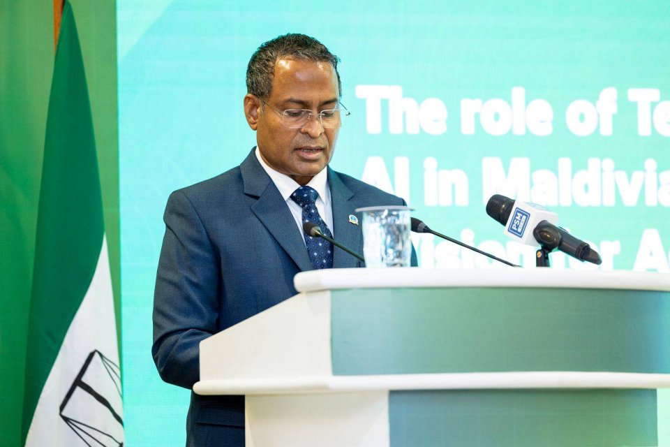 Uhthama fandiyaaru Ghani membarun thalhu elhuvun dhamahattai dheefi