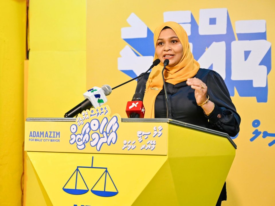 Hulhumale uthuru ge rayyithun edhenee HDC ge alhuvethikamun minivan vaumah: Zaya