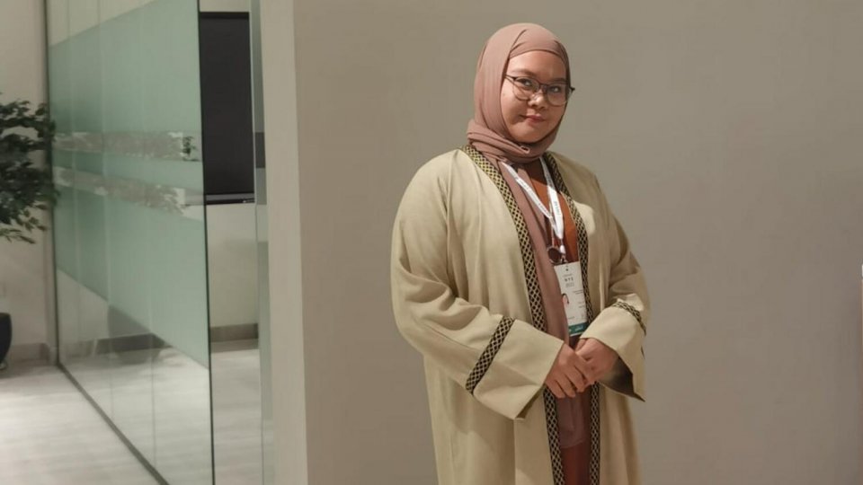 Bangeege adun Islam dheenuge hidhaayai libunu ukhthehge vaahaka!