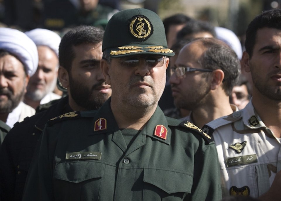 Iran ge Defense minister aai Revolutionary Guards ge Commander maraalaifi