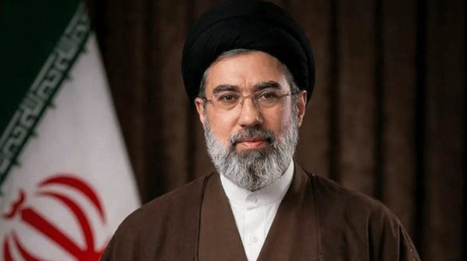 Avahteri gaumuthakugai huri America ge base thah bandhu kuran Khamenei govaalavvaifi