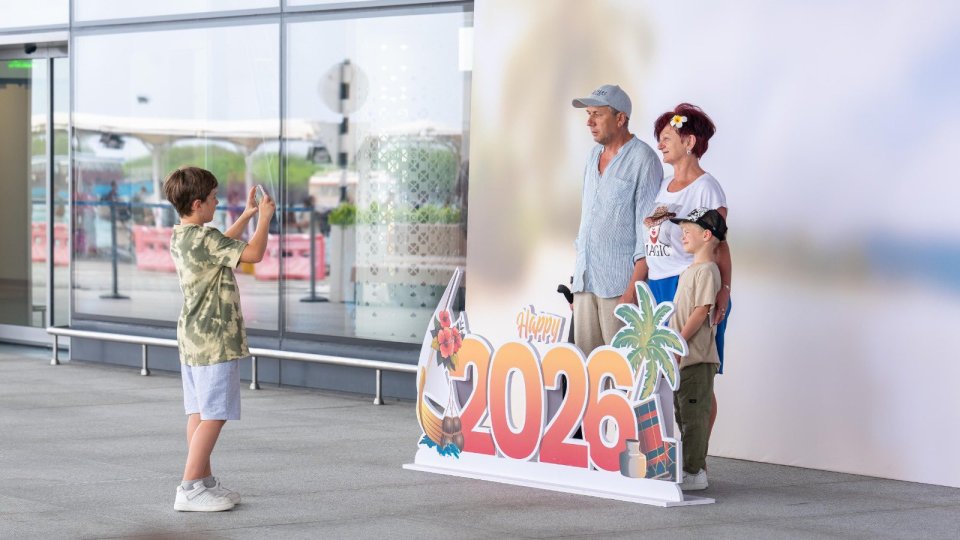 Hanguraamaige sababun 300 ah vure gina flight cancel, 60,000 ah vure gina booking cancel