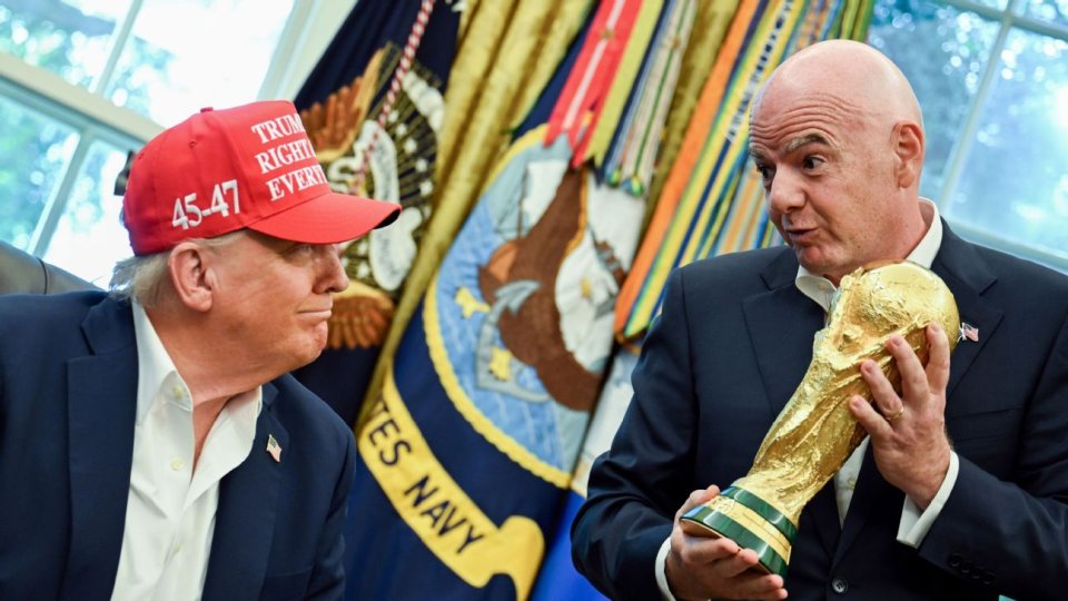 World Cup ah dheyn jehey fund nudheythee America ge salaamathee kankamaai medhu suvaalu ufedhifai