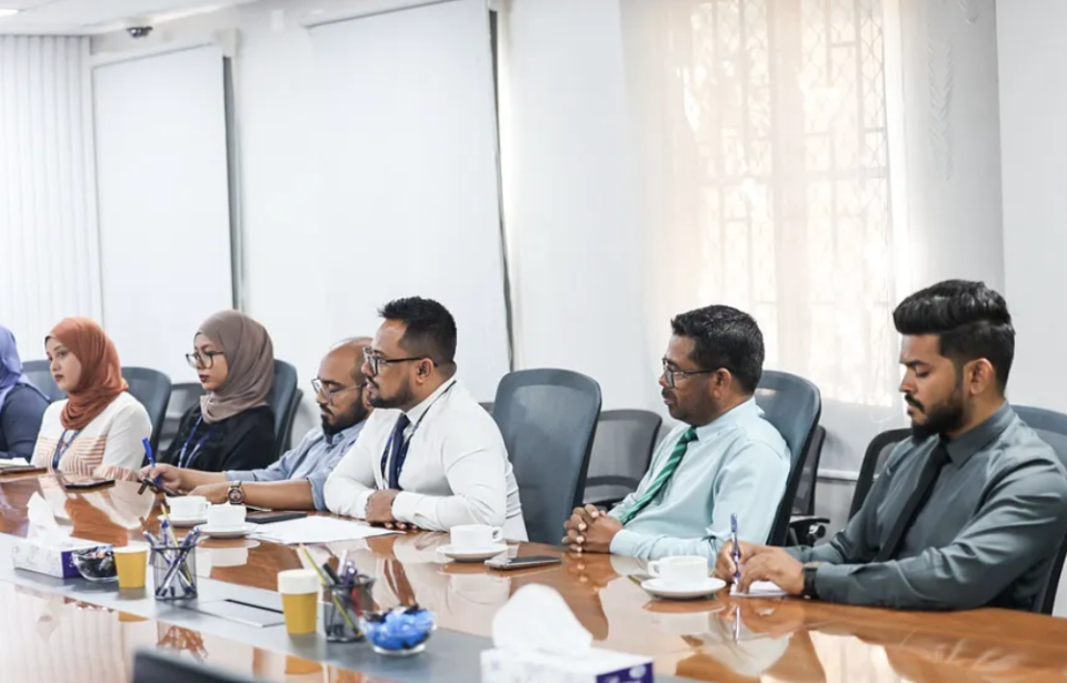 Inthihaabu nimumaa eku haradhu kudakuran fiyavalhu thah alhan kunfunithakah angaifi