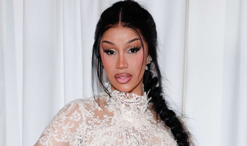 Cardi B ge credit card in 60,000 dollar ge vahkan kohfi