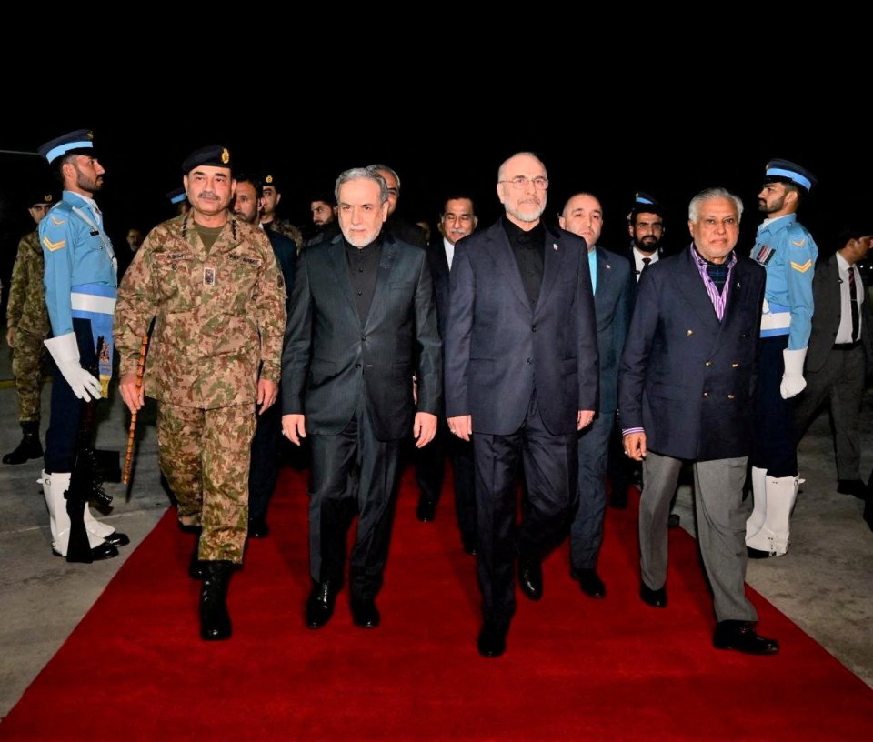 Mashvaraathakugai kurierun libemundhaakamah America aai Iran in bunefi