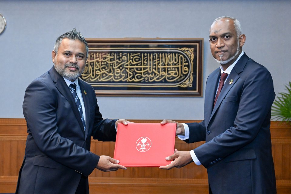 Fisheries and agriculture minister akah Shiyam ayyan kuravvaifi