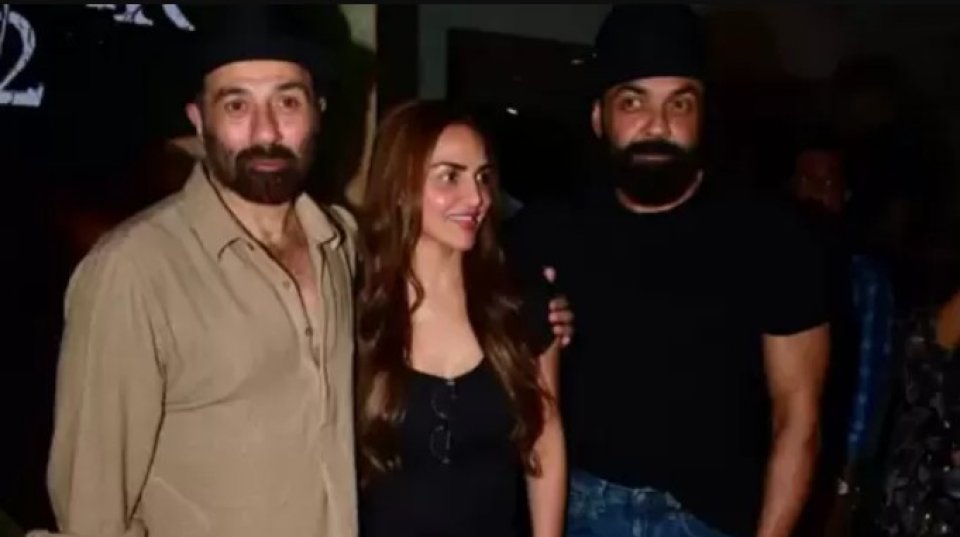 Ehbafaa kokko mennaa gulhun badhahi vee bappa Dharmendra ge marah fahu: Bobby