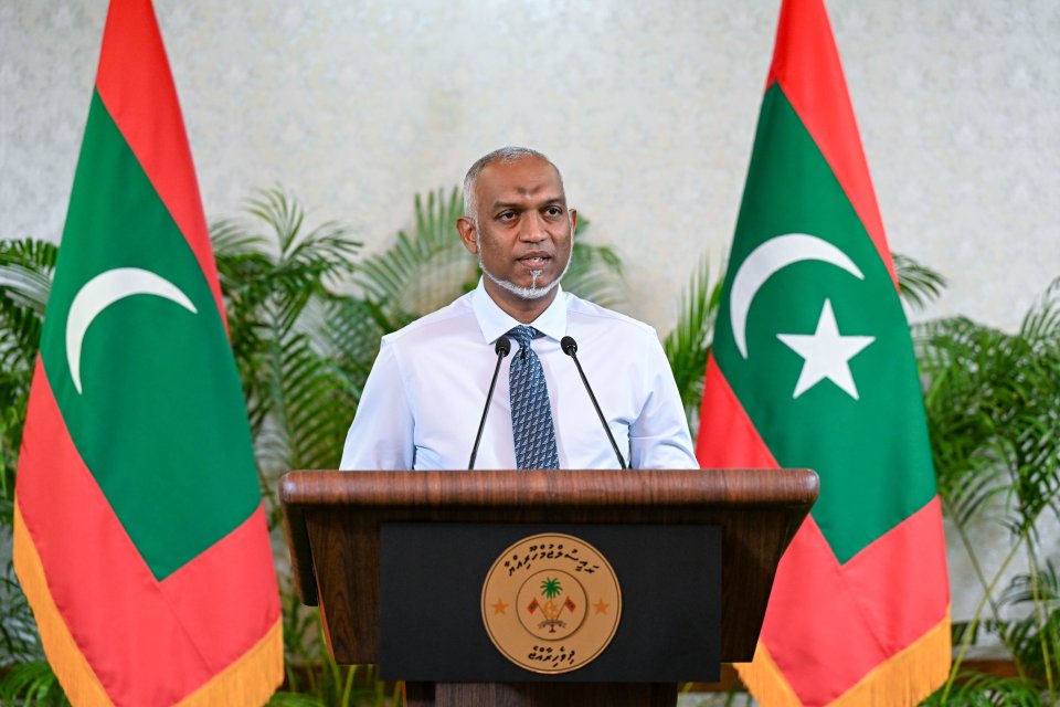 Raees Muizzu ge dhathurah haradhu kuri amilla faraathuge nan haamaeh nukuri