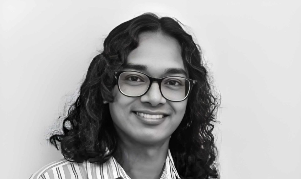 Adhadhu noohu ge editor Hassan ge passport hifahattaifi