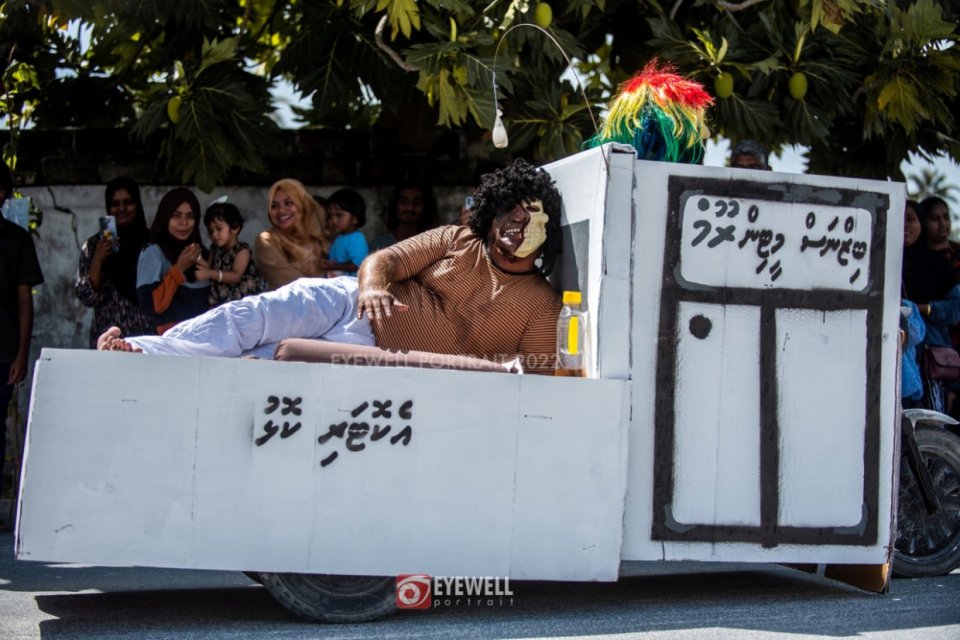 Kulhudhuffushi mashimaali parade gai meehun ge photo beynun kurun manaa koffi