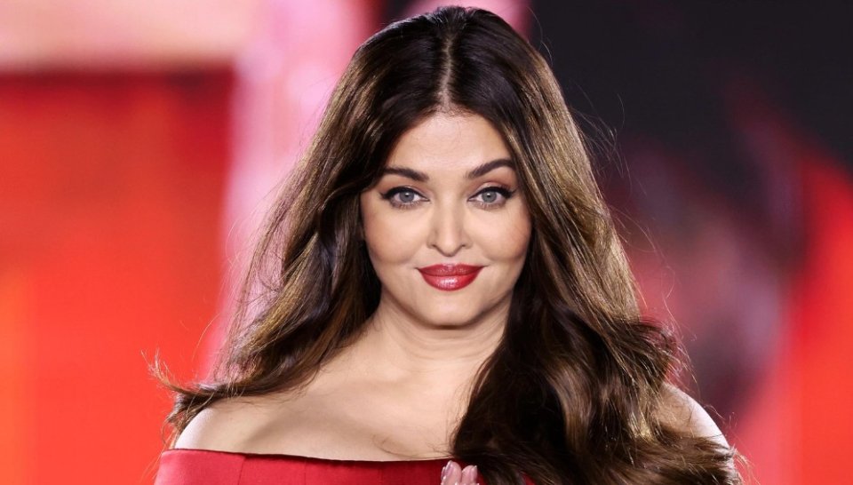 Loreal ge aa reel gai Aishwarya nethumun supportarun rathah!