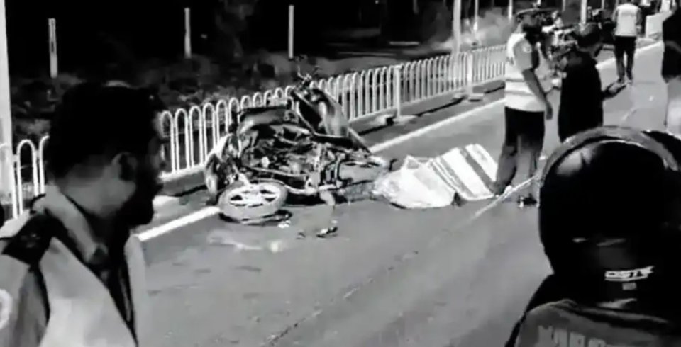 Highway gai hingi accident eh gai meehaku maruvejje