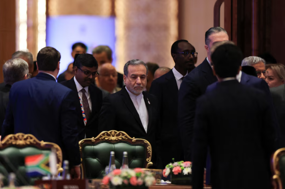 BRICS ge Haarijee vazeerunge bahdhaluvumugai Iran UAE aa dhemedhu bahuge hamalaathakeh
