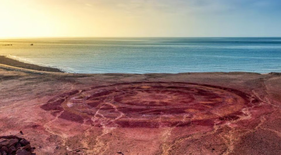 Hormuz Island: Gudhurathee reethi kamaai Sagaafee muhsandhi kamuge ajaaibeh!