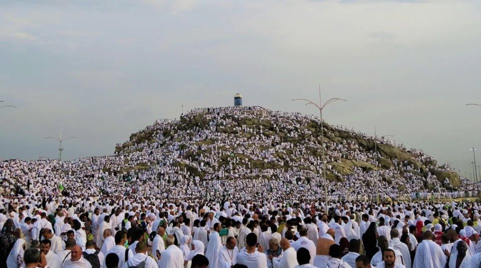 Barakaathaai rahmathuge dhuvas: Hajj dhuvahuge maai kan haama vaa 10 kameh!