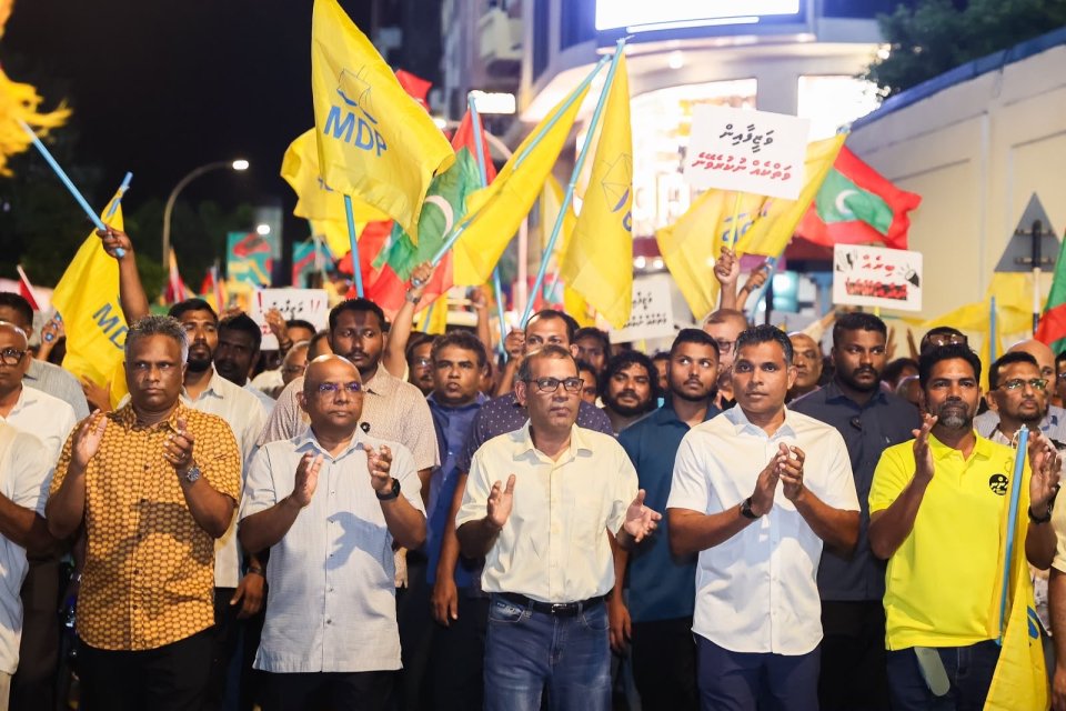 Raees Muizzu ge amaluthaguge sababun dhanee ingilaabeh ufedhemun: Nasheed