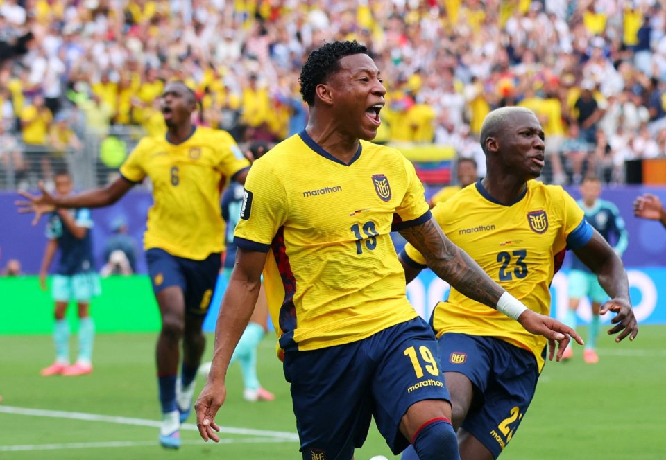 Ivory Coast  furathama faharah world cup ge 2 vana burah