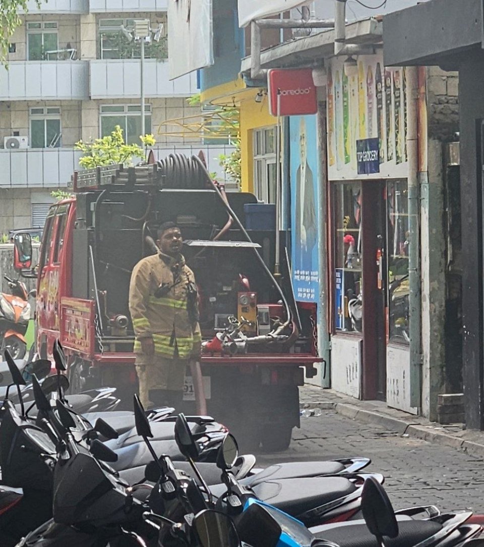 Male' ge ehgai alifaanuge haadhisaa eh hingai, ekakah faruvaa dhenee