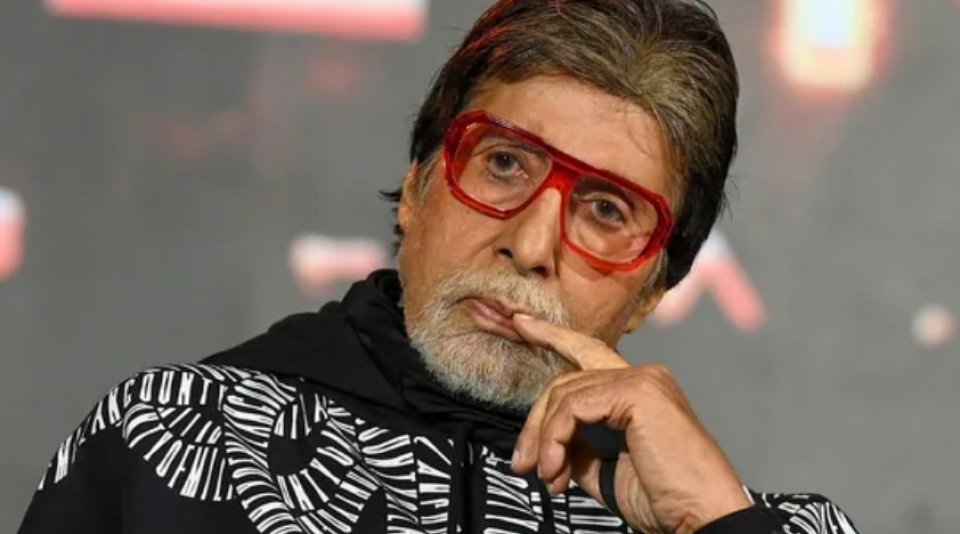 World Cup ge ninmun thakaa medhu Amitabh hiyyhama nujehun faalhu kohfi