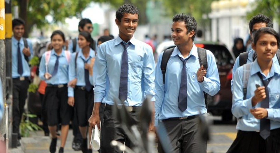 Furathama term ge report foiy dhee, dharivarun 12 dhuvahu ge chutty akah