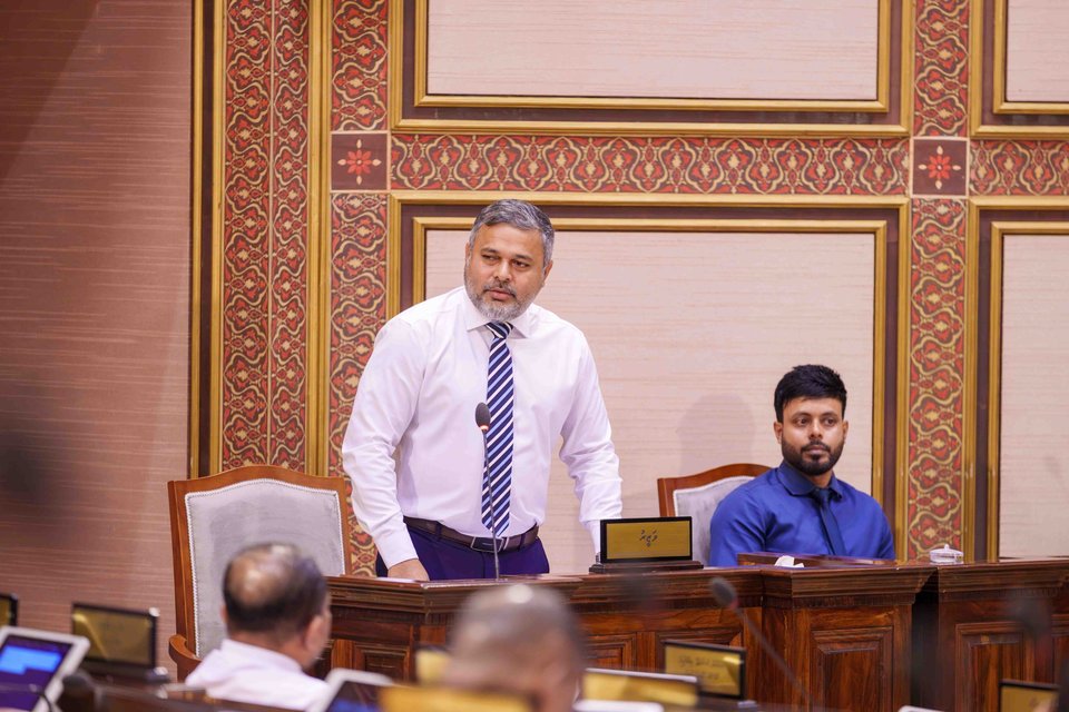 UK in tariff kandaalumun mas gathumuge vaadhaveri baazaareh ufedhijje: Shiyam