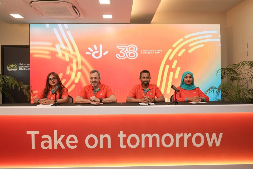 Dhiraagu ge 38 vana aharee dhuvahuge munaasabathugai cistomerunnah haassa offer thakeh