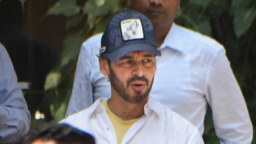 Makaraai heelathuge thuhumathu gai "Raaz" ge actor Dino hayyaru kohfi