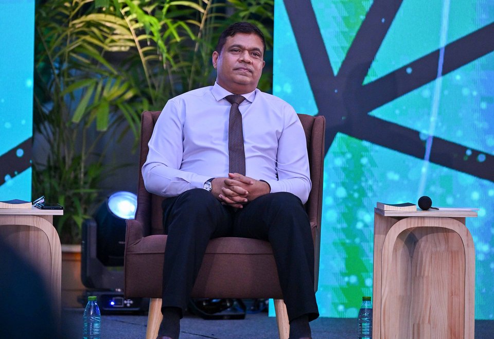 Villingili airport alhan aa bayakaa havaalu koh, november gai fashaane: Ameen