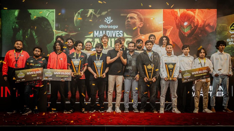Raajjeyge emme bodu e - sports mubaaraaiy baavvaa thaareehu iulaan koffi