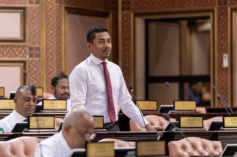 Iuthiraazukuraa adhadhu ge 100 percent dhakkan, tax gaanoonah islaaheh