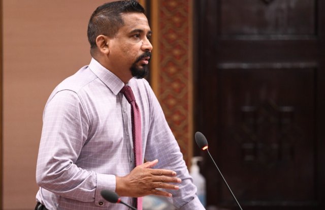 Raees Muizzu vakikurumah MDP akun mashvaraa eh nukurey: Ikram