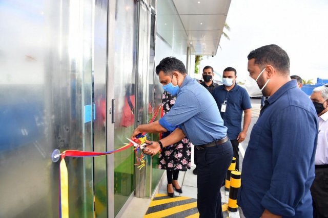 AC koffaivaa bus stop eh STELCO in hadhaifi