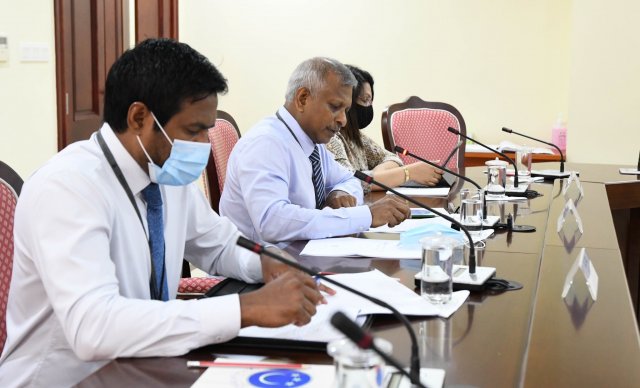 Dhaulathu ge kharadhuthah kudakuran governor lafaa dhevvaifi