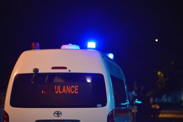 Mishka balaa Ambulance dhiun lasvi massala hoonuvejje