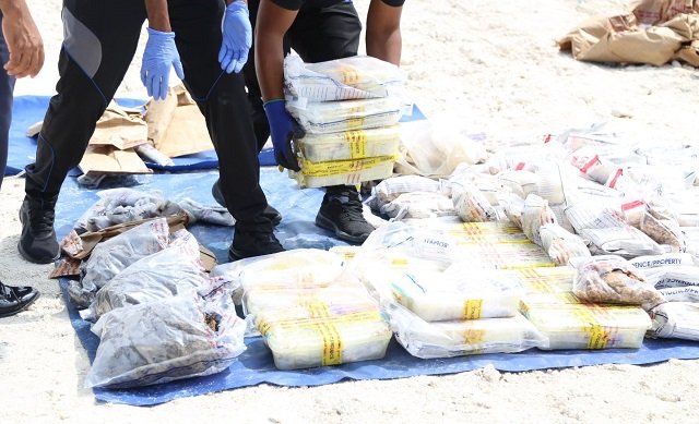 Raajje ethere15 million rufiyaa ge cocain athulaigenfi