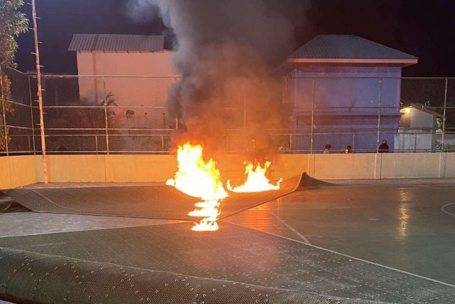 Dhandugai roakollias turf eh neylheyne