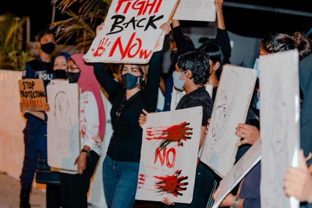 Dhe kujjakah jinsee goanaa kuri kamah thuhumathuva sifainge meehaku suspend koffi