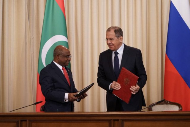 Vaccine foarukohdhiumuge yageenkan Russia in dheefi 