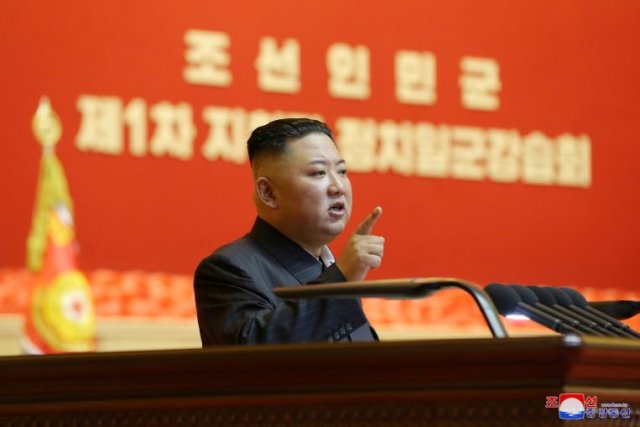 Kim Jong Un ge sihhathaa medhu anekkaa ves suvaalu ufedhijje