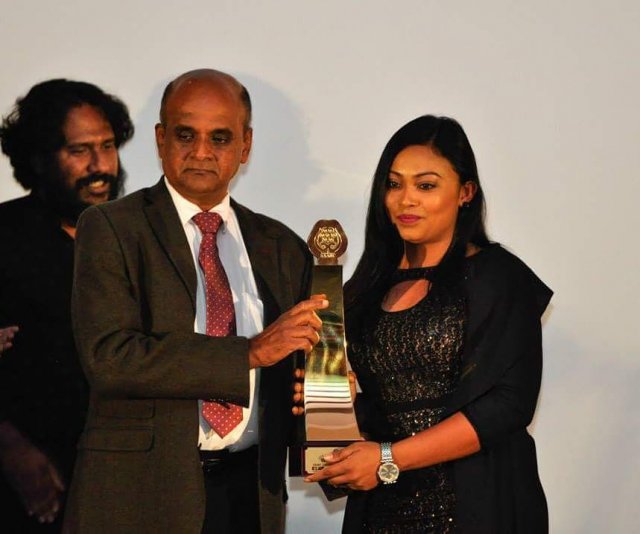Rishmy ah anekkaaves International award eh