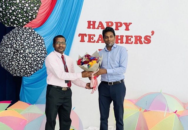 Teacher in ge agu vazan kurumah haasa hadhiyaa eh STO in dheefi