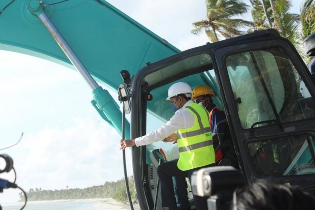 Fuvahmulaku ge kureege nereh bandhu kuran Naibu Raeesaa eku bodu rasmiyyaatheh!
