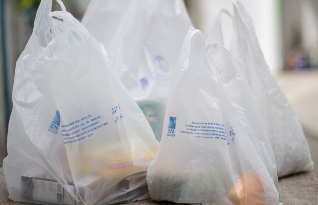 Plastic kothalhun nagaa fee ah luyeh dhinumah gaanoonah islaah hushahalhaifi