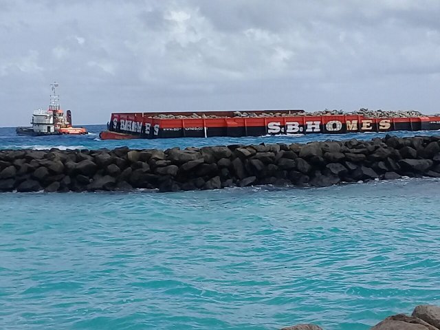 Noomaraa farah eri barge 61 million rufiyaa in joorimanaa koffi