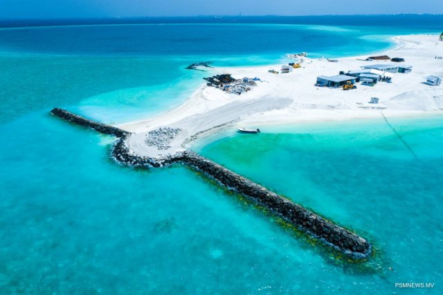 Male' kaireegai dhathuru dhaan tharahgee kuraa Kudagiri hikkai nimijje