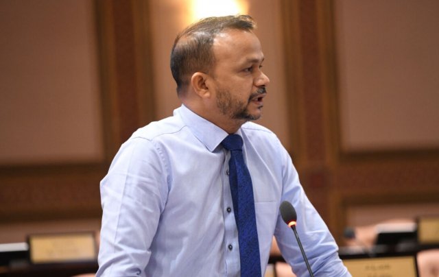 Dharani nagamun goss minivankan gelley hisaabah gossi: Ali Hussein