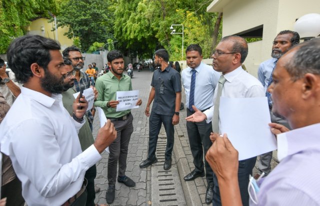 Masdharu haama kurumaa dhekolhah noosverin harakaathah nukunnany